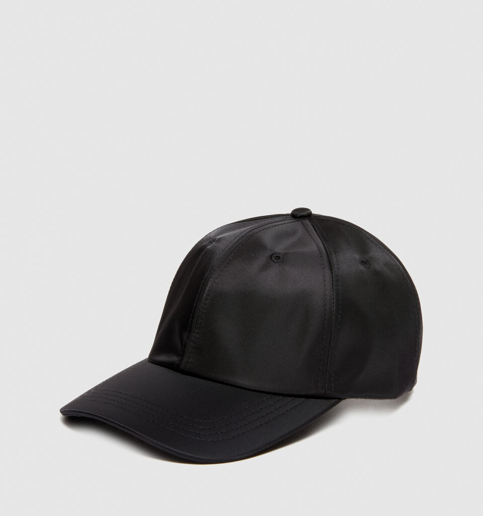 Nylon hat - null - Black | Sisley image number 1
